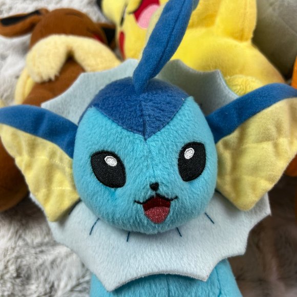 Pokemon Plush Stuffed Animal Bundle Pikachu Eevee Vaporeon Tyrunt Charmander - Picture 4 of 9